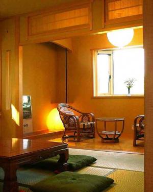 旅館風の心安らぐ和室