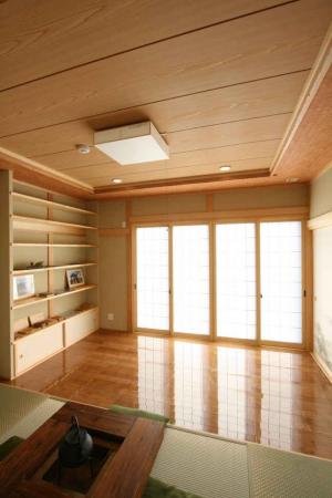 施主様希望の広々とした「竹床の間」